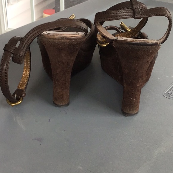 Coach sandals. 4 1/4” heel. S 8. Fair condition. - Picture 3 of 4